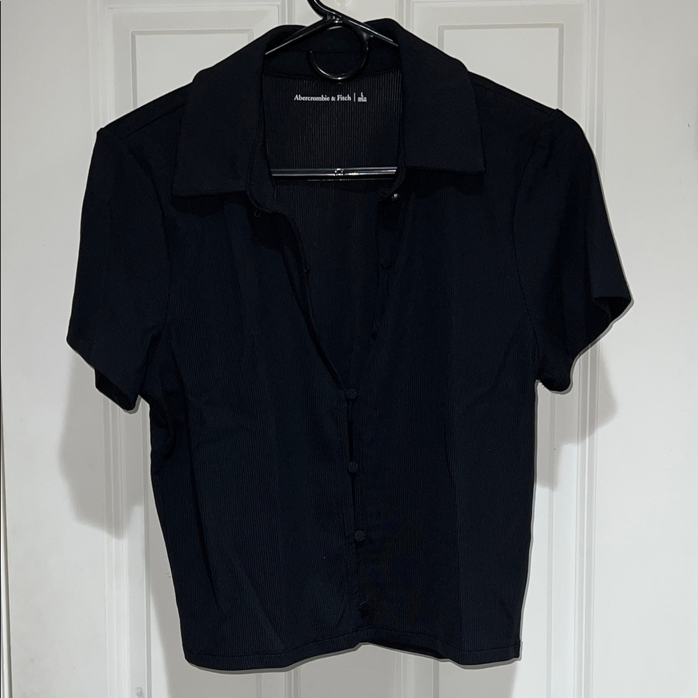 Abercrombie & Fitch Ribbed Button Down Short Sleeve